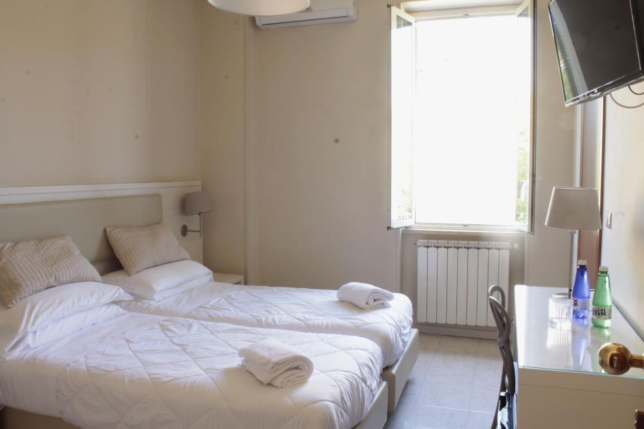 פיוג'י Hotel Delle Ortensie מראה חיצוני תמונה