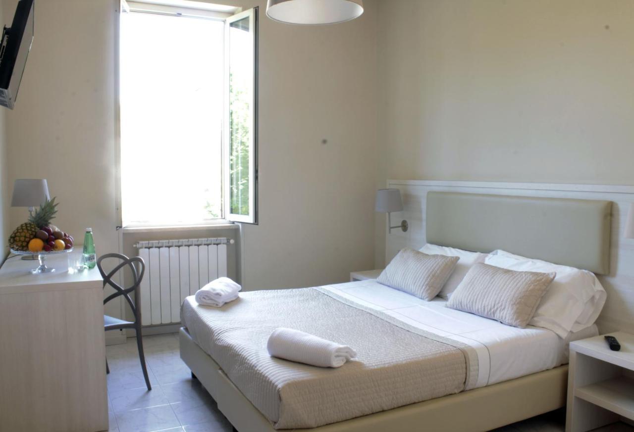 פיוג'י Hotel Delle Ortensie מראה חיצוני תמונה