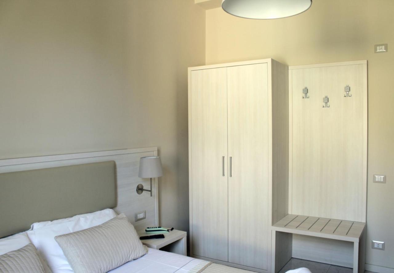 פיוג'י Hotel Delle Ortensie מראה חיצוני תמונה