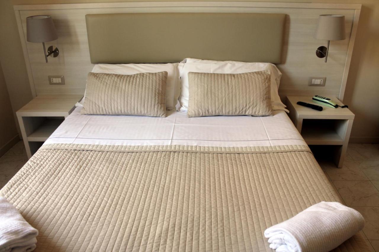 פיוג'י Hotel Delle Ortensie מראה חיצוני תמונה