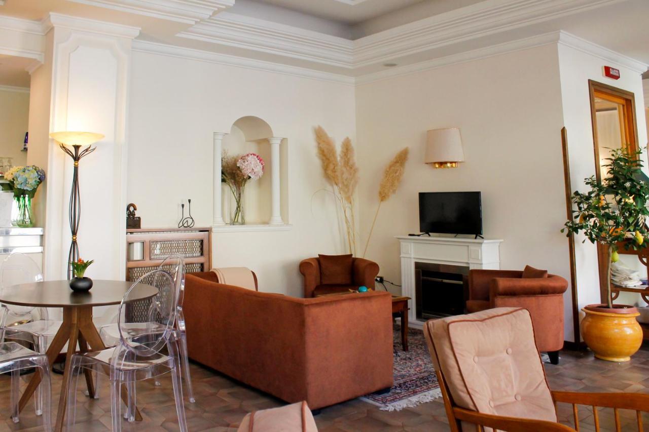 פיוג'י Hotel Delle Ortensie מראה חיצוני תמונה