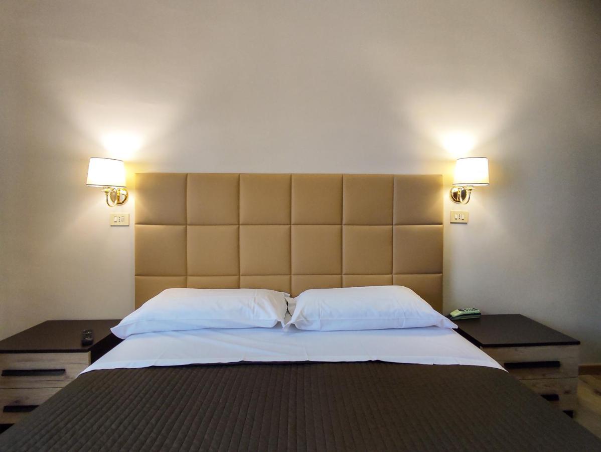 פיוג'י Hotel Delle Ortensie מראה חיצוני תמונה