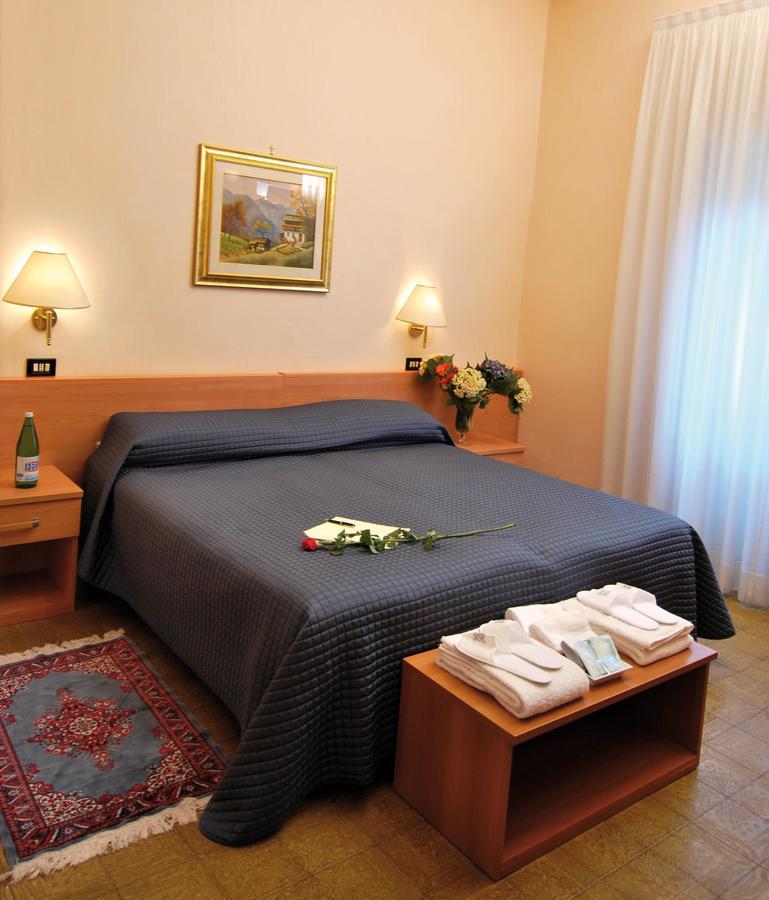 פיוג'י Hotel Delle Ortensie מראה חיצוני תמונה